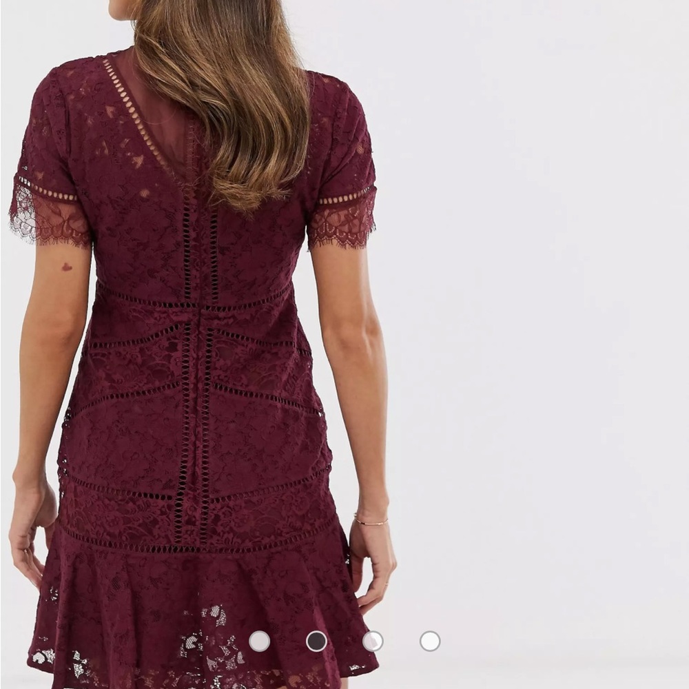 🎄holiday season🎁French Connection Chante lace midi dress in Burgundy - Picture 2 of 6